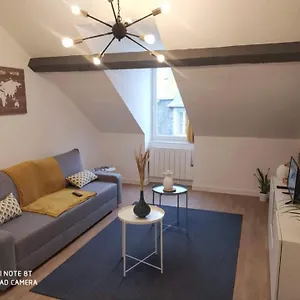 Cosy Bas Sablons 3ème étage Appartement